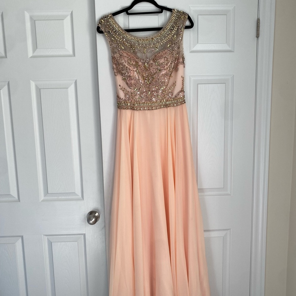 Beaded light pink flowy prom/wedding guest dress.